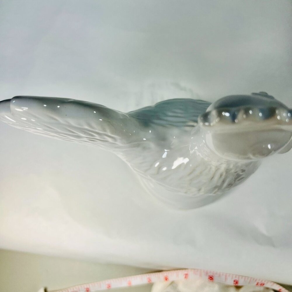 Vtg Ceramic Rooster Hen Chicken Figurine Home Decor White Glaze Ceramic 8.5" - Picture 4 of 6